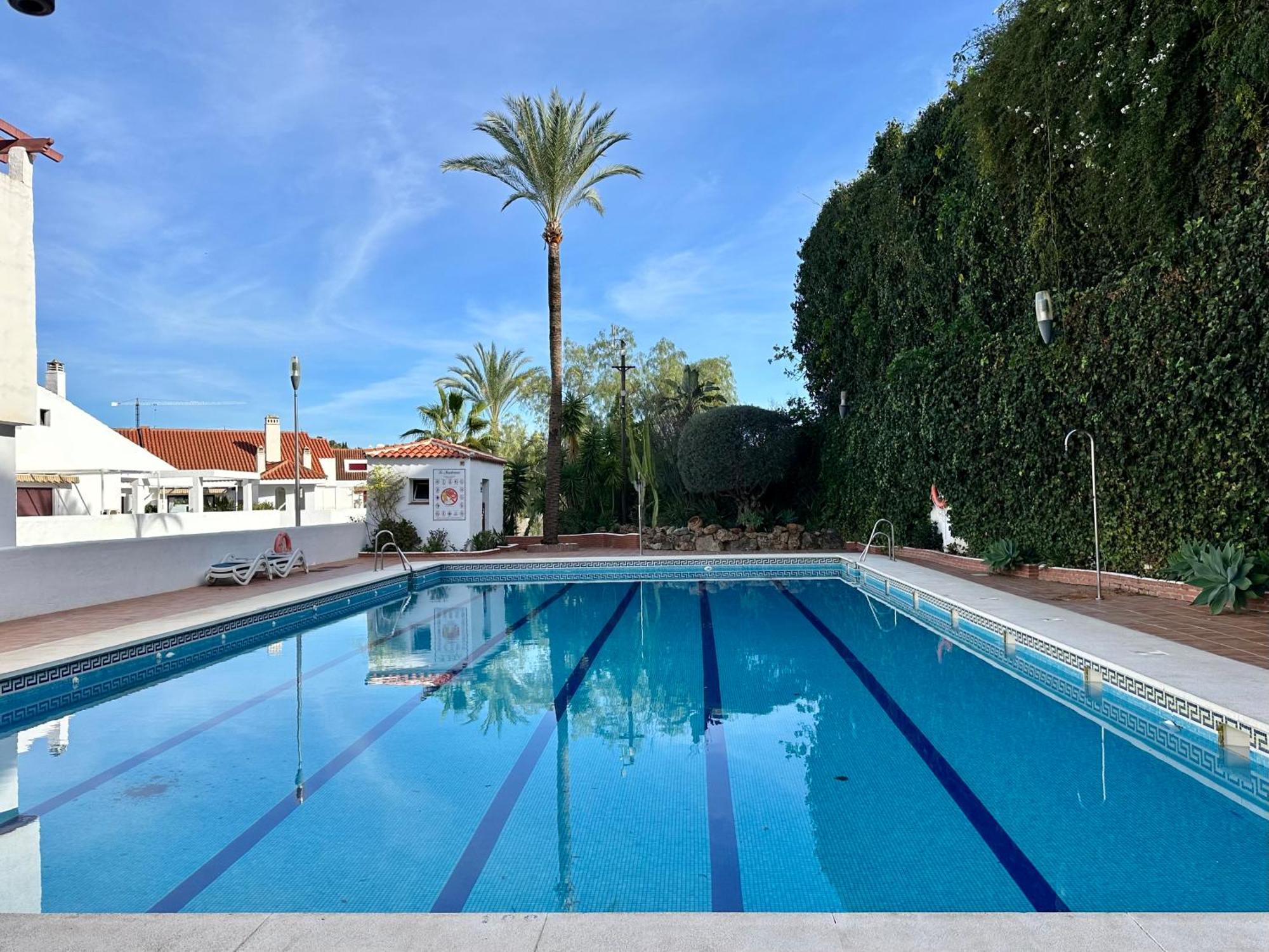 Apartamento 4 Bedroom Duplex Penthouse Califa *