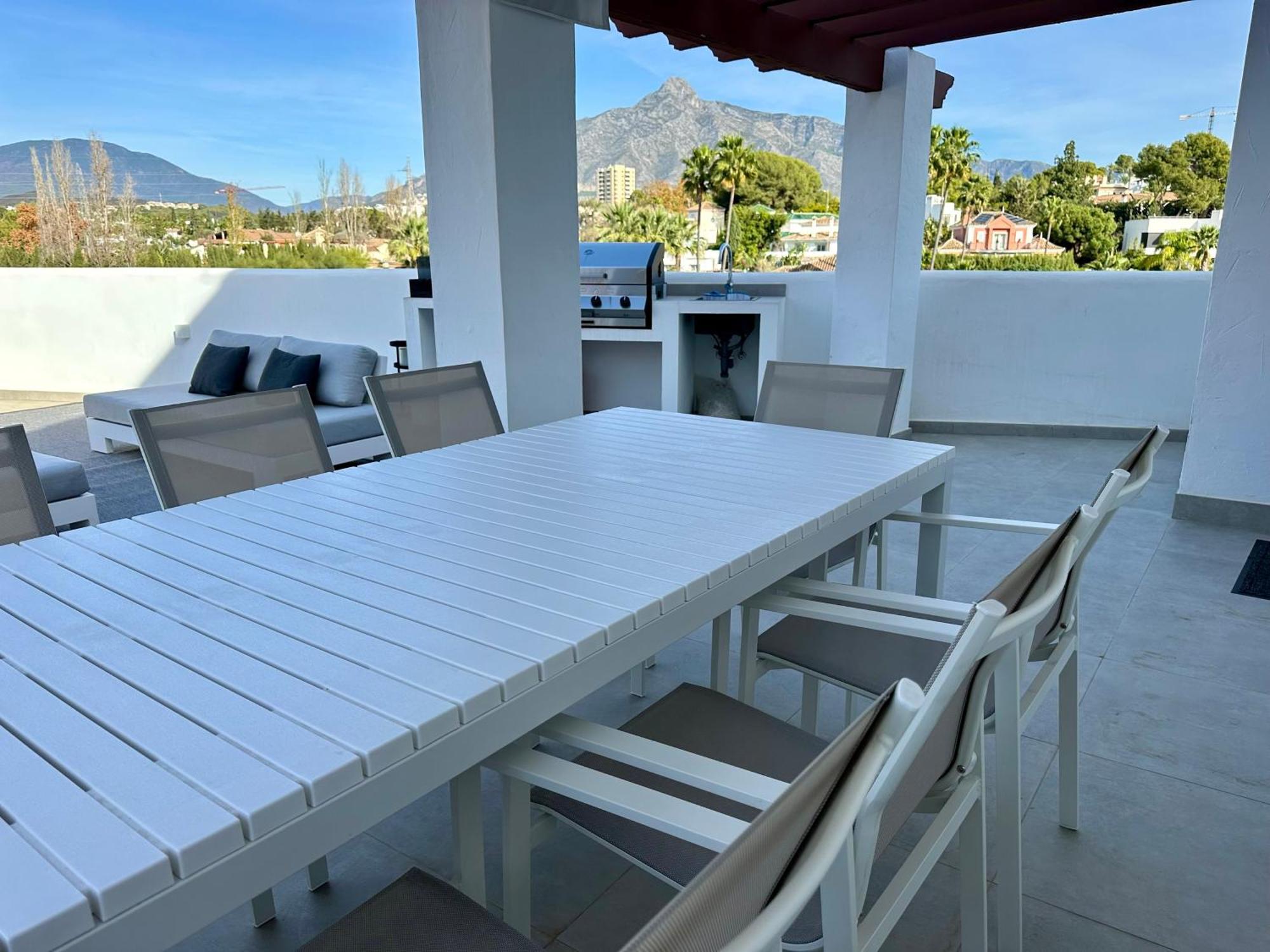 4 Bedroom Duplex Penthouse Califa Apartamento *